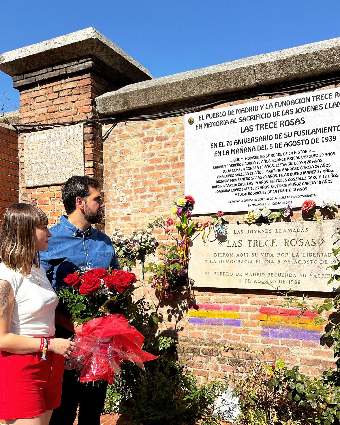 Homenaje a las Trece Rosas